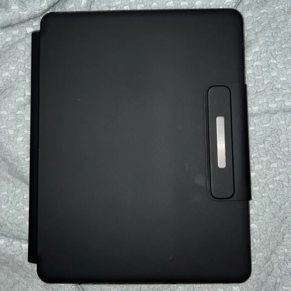 ESR IPad Pro 12.9 Magic Keyboard